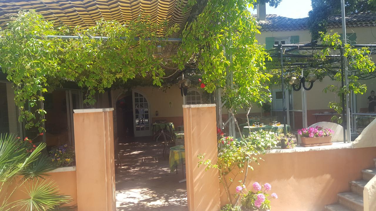 Logis Hotel Le Chene Vert Bollene Ngoại thất bức ảnh