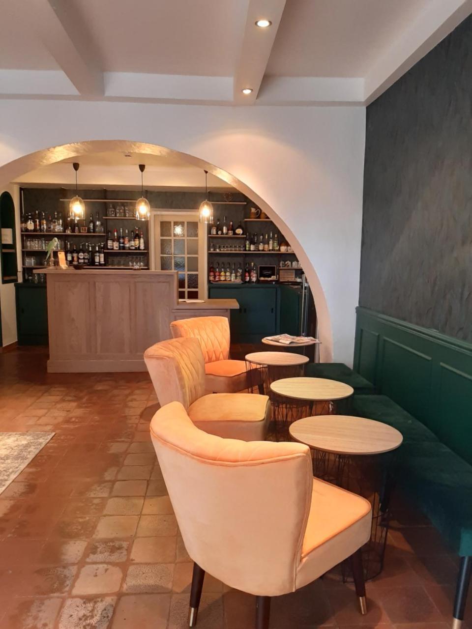 Logis Hotel Le Chene Vert Bollene Ngoại thất bức ảnh